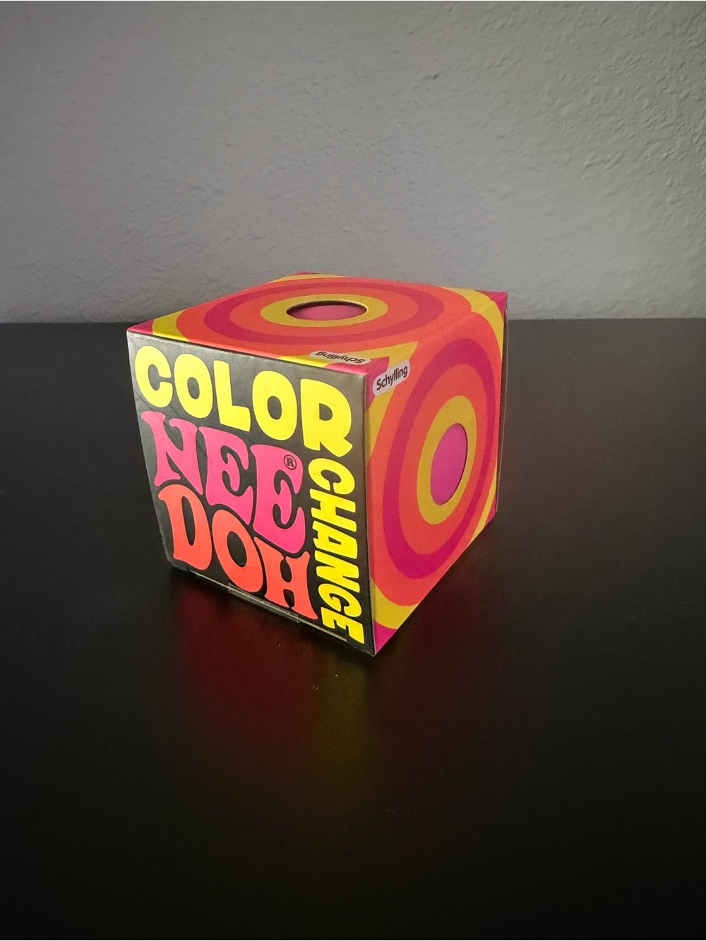 NeeDoh Color Change Ball - Pink